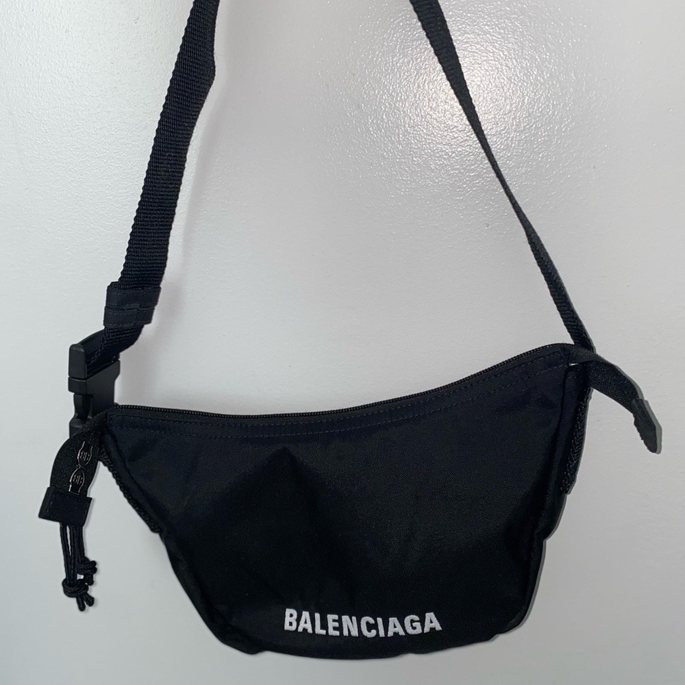 Wheel Logo Sling Bag